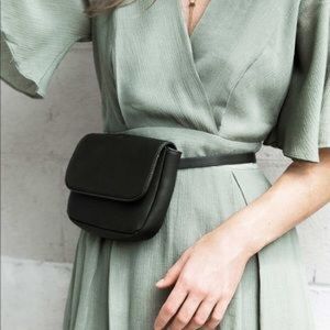 Oak + Fort Forest Green Vegan Waist Bag